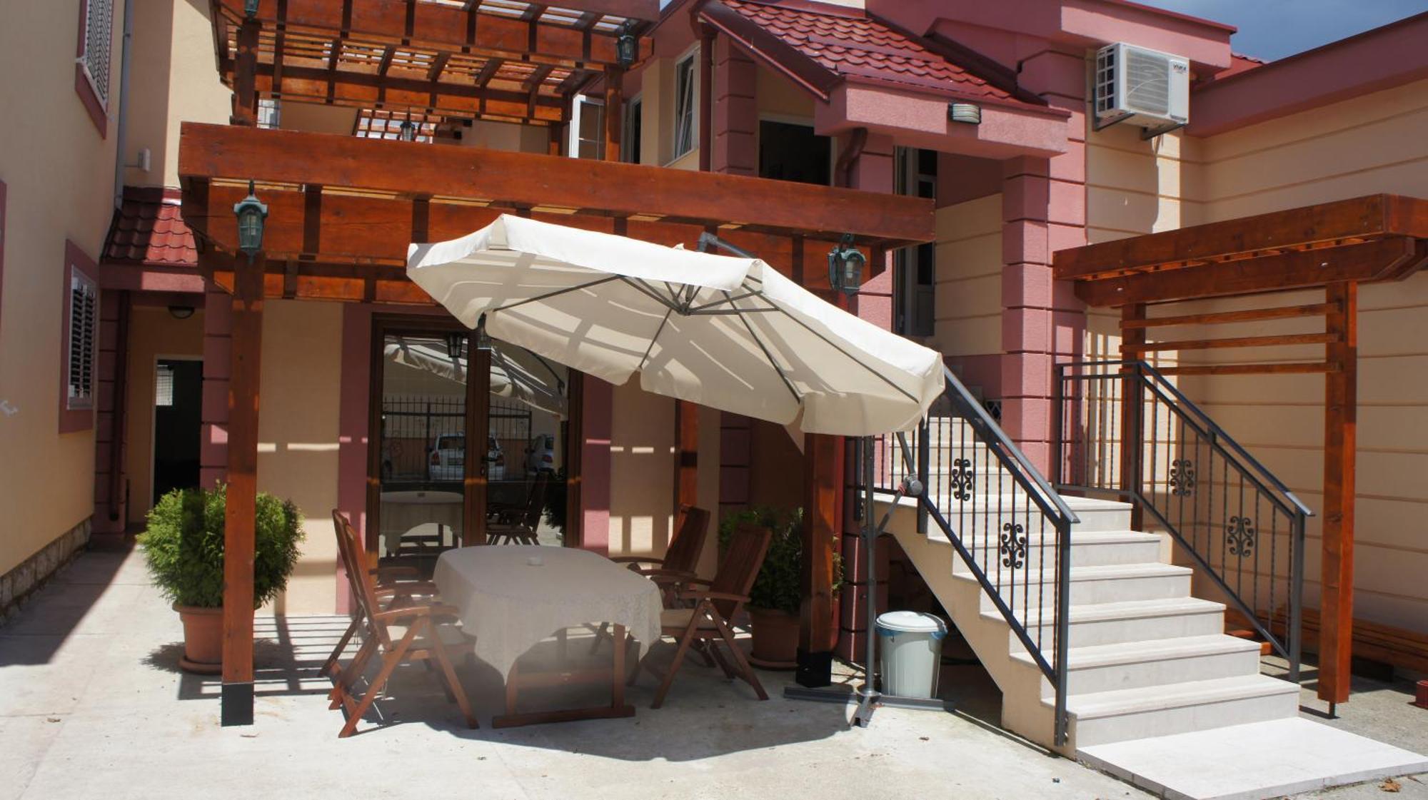 Apartments Dragovic Nikšić Kültér fotó